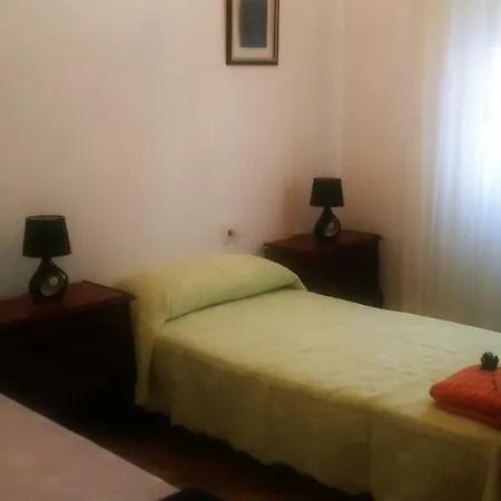 Lar Cuche Apartamento Ourense